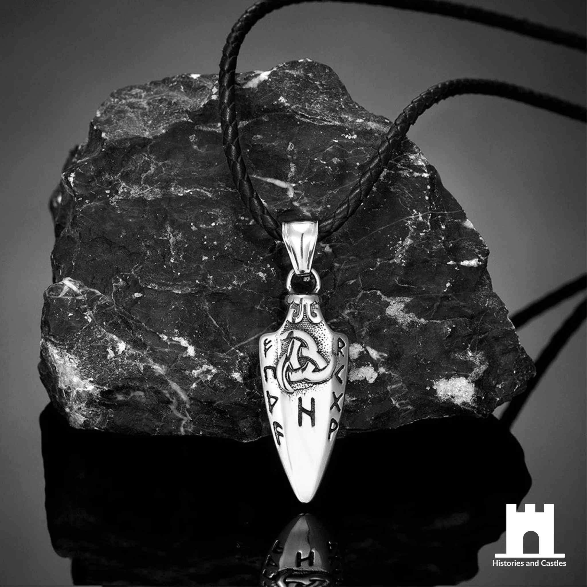Odin’s Spearhead Valknut Necklace | Viking Gungnir Pendant Jewellery