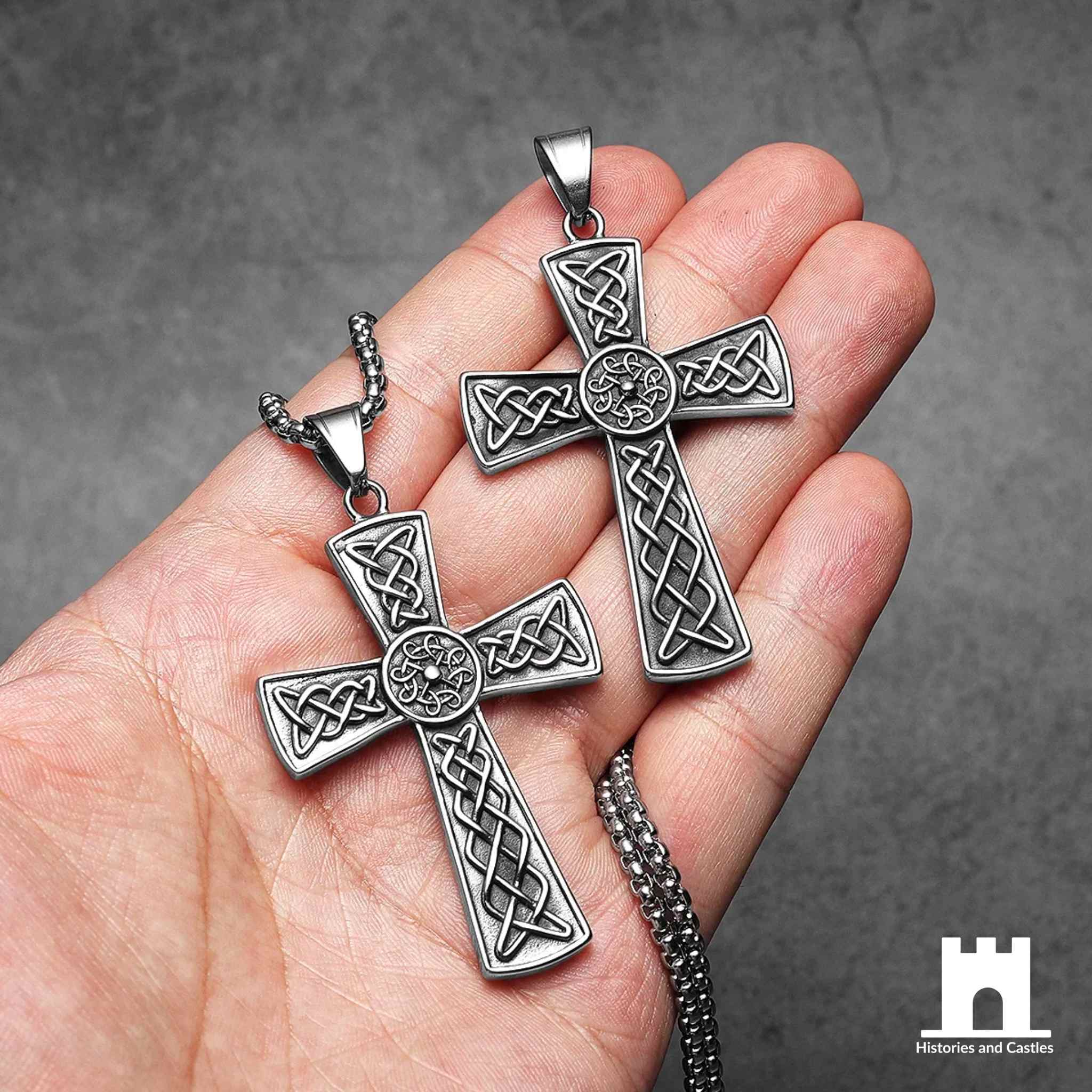 Knights Templar Celtic Knot Cross Pendant Jewellery