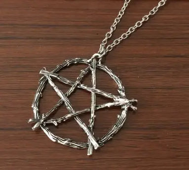 Gothic Branch Pentagram Pendant Necklace Bramble Thorns Witchcraft Amulet Occult Wiccan Steampunk Jewelry Antique Silver Plated 70cm