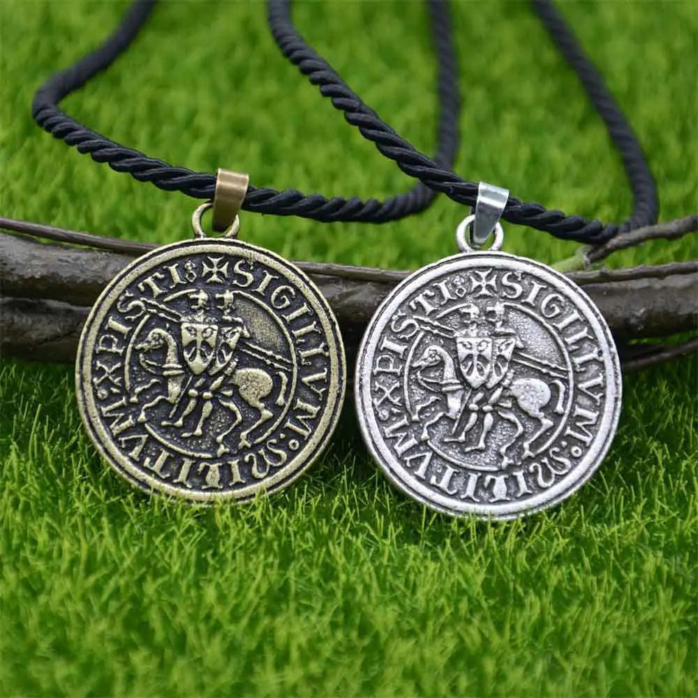 Knights Templar On Horse Pendant Mens Jewelry Vintage Punk Necklace Viking Accessories Dropshipping