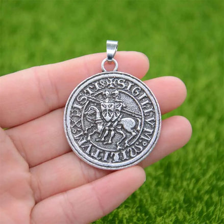 Knights Templar On Horse Pendant Mens Jewelry Vintage Punk Necklace Viking Accessories Dropshipping