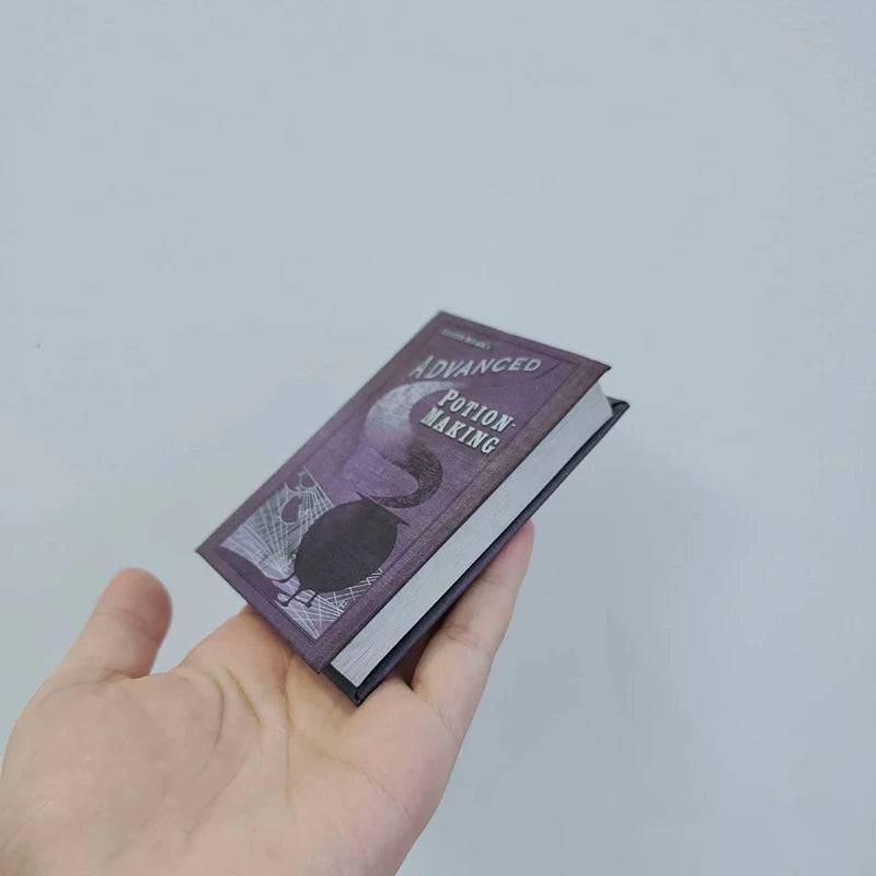 Advanced Potion Making Mini Textbook – 1:6 Scale