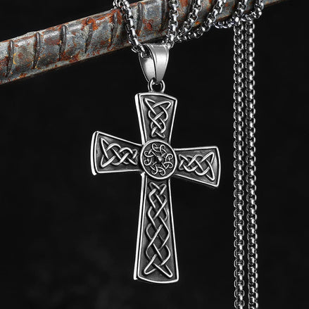Knights Templar Celtic Knot Cross Pendant Necklace