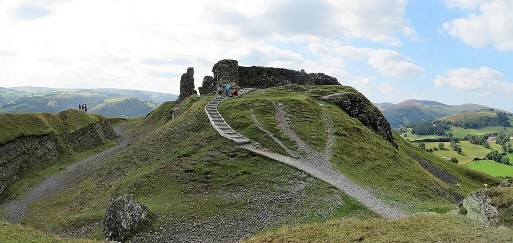 Castell Dinas Brân, Sir Ddinbych