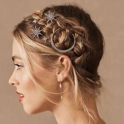 Crystal Side Hair Clip – Medieval-Inspired Sparkle