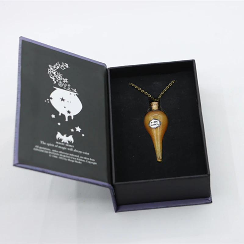 Felix Felicis Potion & Advanced Potion Making Book Gift Box - Image 4